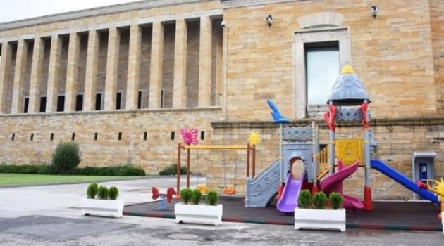 Yılmaz ÖZDİL...Anıtkabir'e oyun parkı yapılması ruhen öküzlüktür...