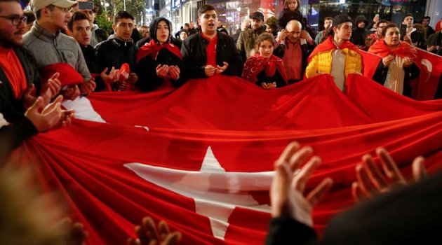 Skandal cıkış Belçika'da 'Evetçi Türklerin çifte vatandaşlığı iptal edilsin' çağrısı