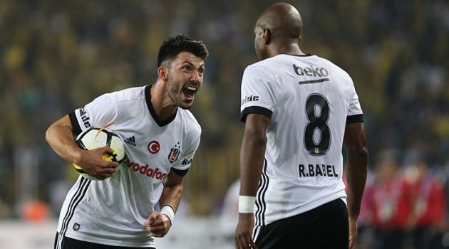 Beşiktaş'ta Tolgay bitti, Babel sırada!