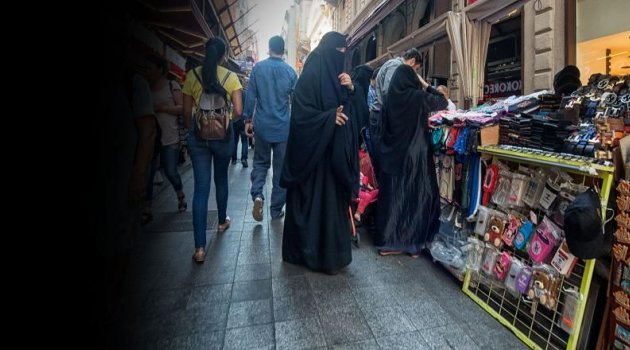 Beyoğlu artık Laleli - Merter karışımı