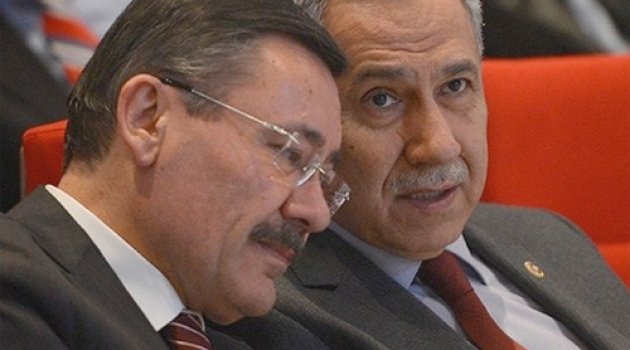 Bülent Arınç Melih Gökçek'e fena saydırdı olay sözler!