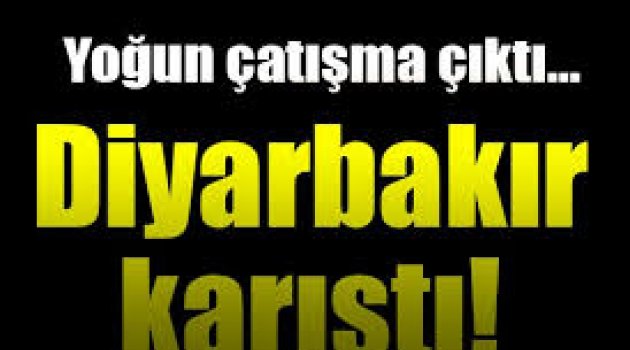 Diyarbakır'da silahlı göstericiler kent merkezinde yol kesti, yoğun çatışma yaşandı