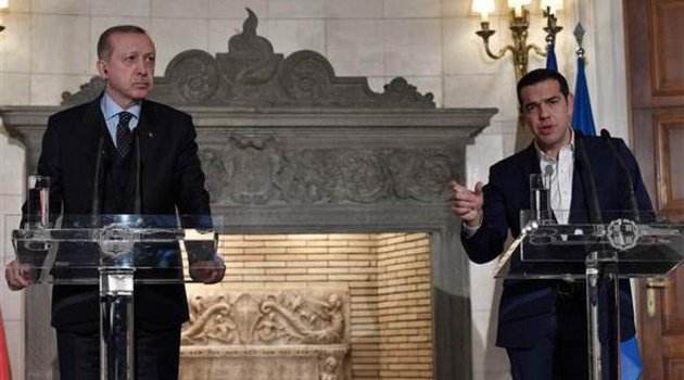 Erdoğan ve Çipras'tan canlı yayında büyük restleşme