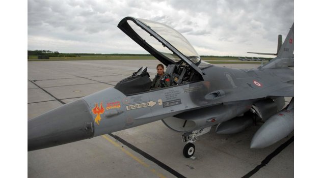 F16'dan sağ kurtulan pilotla ilgili dikkat çeken detay
