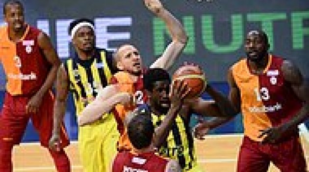  Fenerbahçe Galatasarayı 93-79  yendi