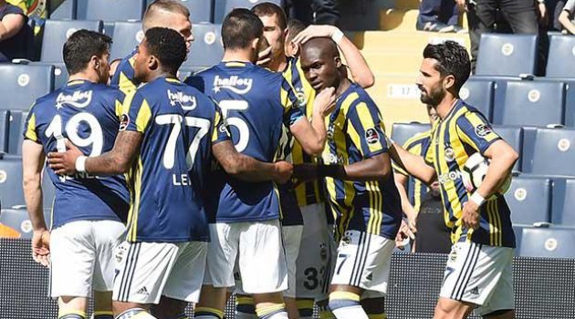 Fenerbahçe Sow ile Çaykur Rize'yi yıktı