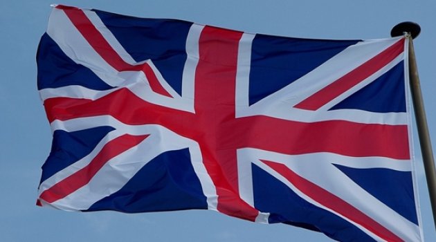 FETÖ okullarına İngiliz bayrağı!