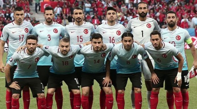 Futbol kulislerinde milli takım için müthiş iddia!