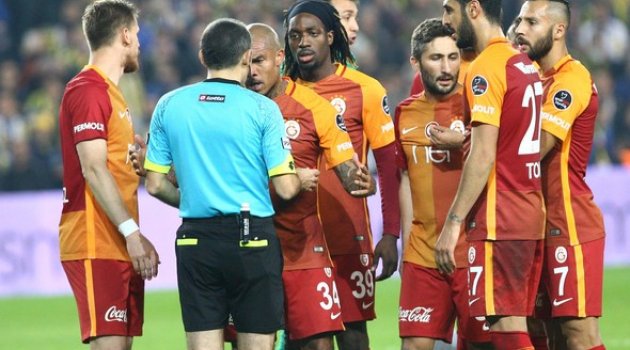 Galatasaray'da futbolcular 9 aydır para almıyor