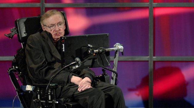Hawking uyardı: Dünyayı terk edin!