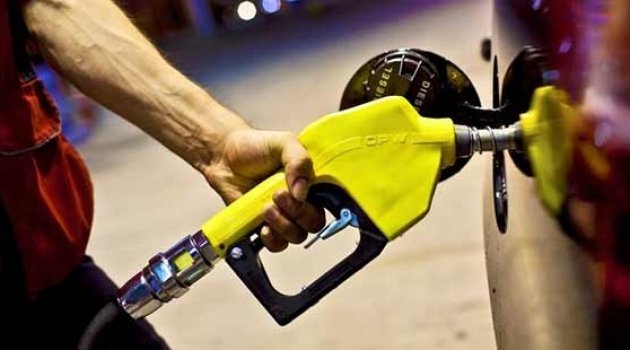 "Hükümet, ulusal petrol stoğunun yarısını satıyor" iddiası