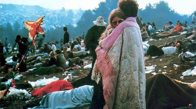 İLLEGAL AŞK FESTİVALİ