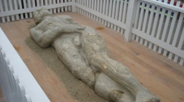 İrlanda'da Bir Mağarada 11 Devin Saklandığı İddiası