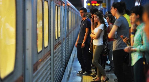 İstanbul'da ücretsiz toplu taşıma süresi uzatıldı