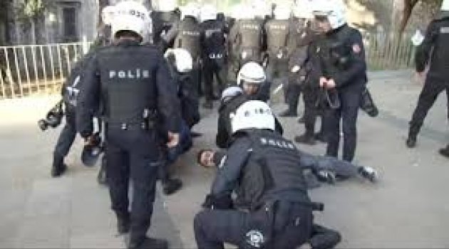 İstanbul Üniversitesi'nde kavga! 53 gözaltı var