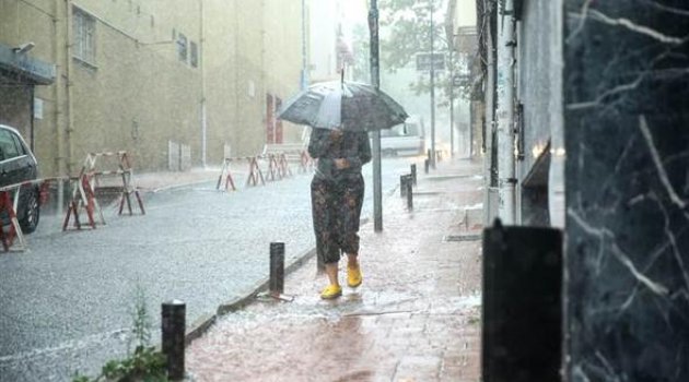 İstanbul'da fırtına ve yagış