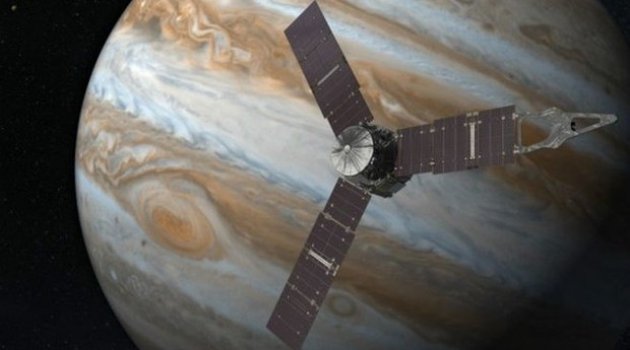 Juno uzay aracı bir ilke imza attı (Gelen haber tüm dünyayı heyecanlandırdı)