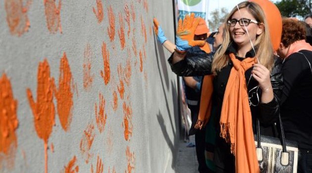 Kadına şiddete karşı bugün turuncu giyin