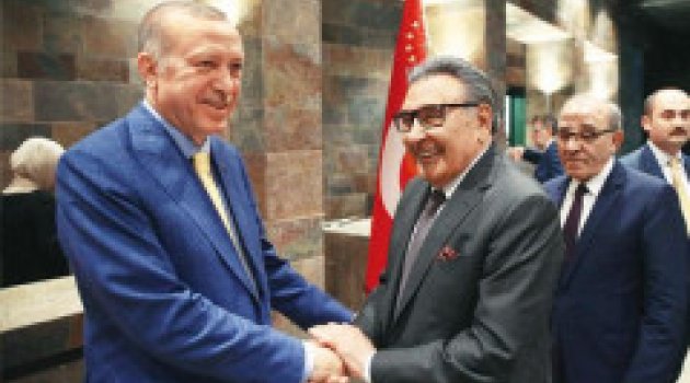 Medya patronları Erdoğan'ın iftar davetinde