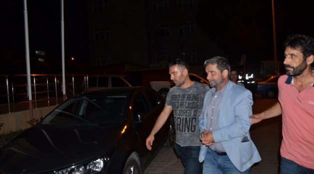 Mümtazer Türköne Gözaltına Alındı