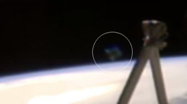 NASA canlı yayını kesti! Sebep UFO