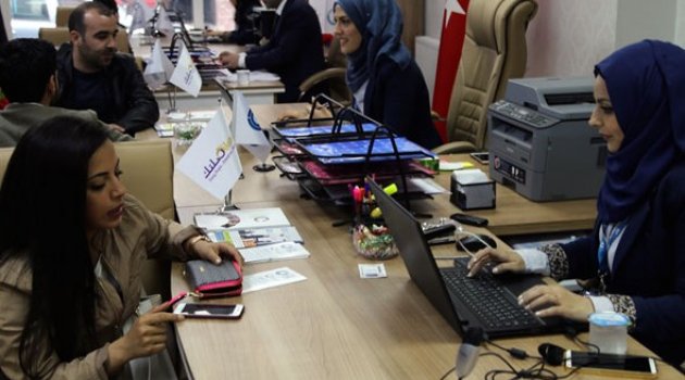 Suriyeliler için iş bulma ofisi açıldı