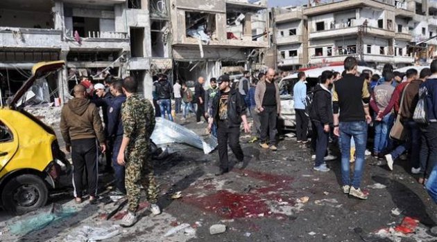 Suriye'nin Humus şehrinde iki bomba yüklü araç patlatıldı