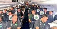 Brezilyalı futbolcuları taşıyan uçak, Kolombiya'da düştü.
