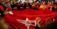 Skandal cıkış Belçika'da 'Evetçi Türklerin çifte vatandaşlığı iptal edilsin' çağrısı