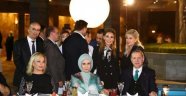 İftar yemeğinde ünlüler geçidi