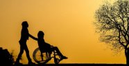 Fiziksel Engelli Bir Kadının, Engellilerin Cinsel Hayatı Üzerinden Yaptığı Çarpıcı Bir Toplum Eleştirisi