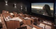 Yatarak film izlemek Sinema salonlarında