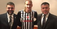 Gece yarısı transfer bombası patladı: Domogoj Vida Beşiktaş'ta!