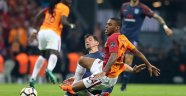 Galatasaray Başakşehir'i 2-0 yendi LİDER oldu