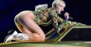 Miley Cyrus cinsel tercihini açıkladı: Panseksüelim