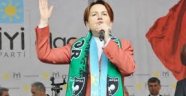 Akşener: Askeri müdahaleler ciddidir, futbol maçına benzemez