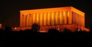 Anıtkabir'e şimdi de halı saha yapıldı