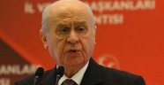 Bahçeli'den İlker Başbuğ'a: Siyaset beka mücadelesini konuşmayacak da nesli tükenen balinaları mı konuşacak?