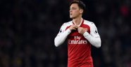 Beşiktaş, Mesut Özil'i transfer etmek için girişimlere başladı!