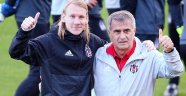 Beşiktaş'ta Domagoj Vida için lisans krizi