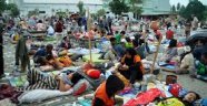 Endonezya'yı tsunami vurdu! Onlarca ölü, yüzlerce yaralı var!