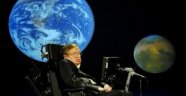 Stephen Hawking'den kafa karıştıran iddia: Uzaylılar bizi takmıyor