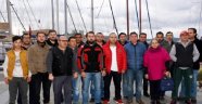 Yunan adasında Türk denizcilere linç girişimi!
