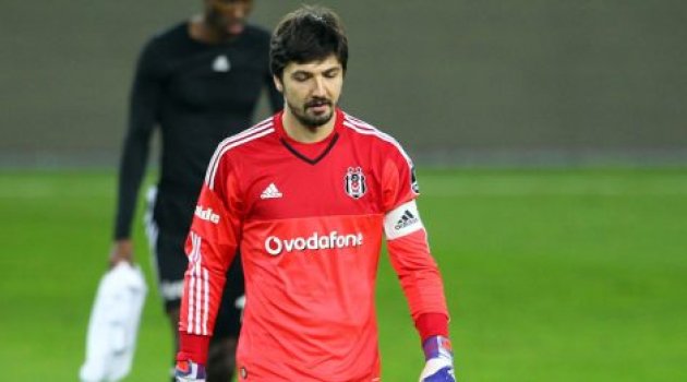 Tolga Zengin 3 yıl daha Beşiktaş'ta