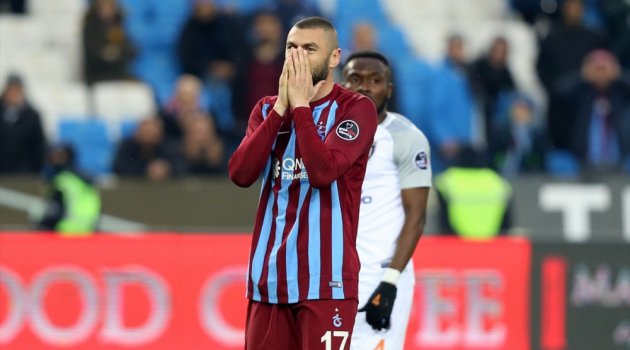 Trabzonspor - Başakşehir'e 3 puan verdi