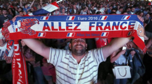Türk taraftarlar Euro 2016'ya akın ediyor