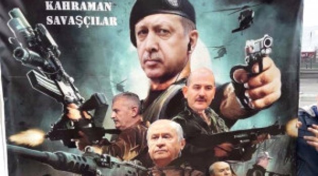 Yenikapı'ya ''Kahraman Savaşçılar'' Pankartı Damga Vurdu
